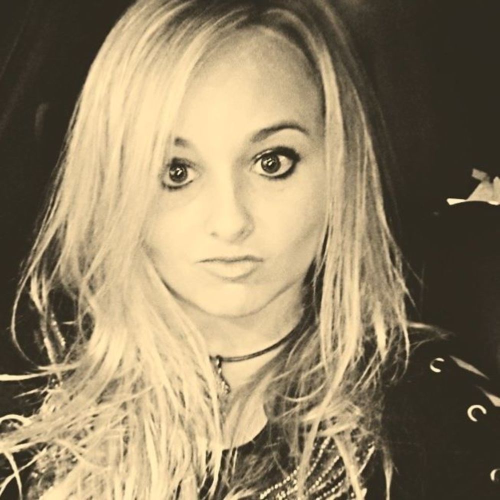 Meet your Posher, Lexie